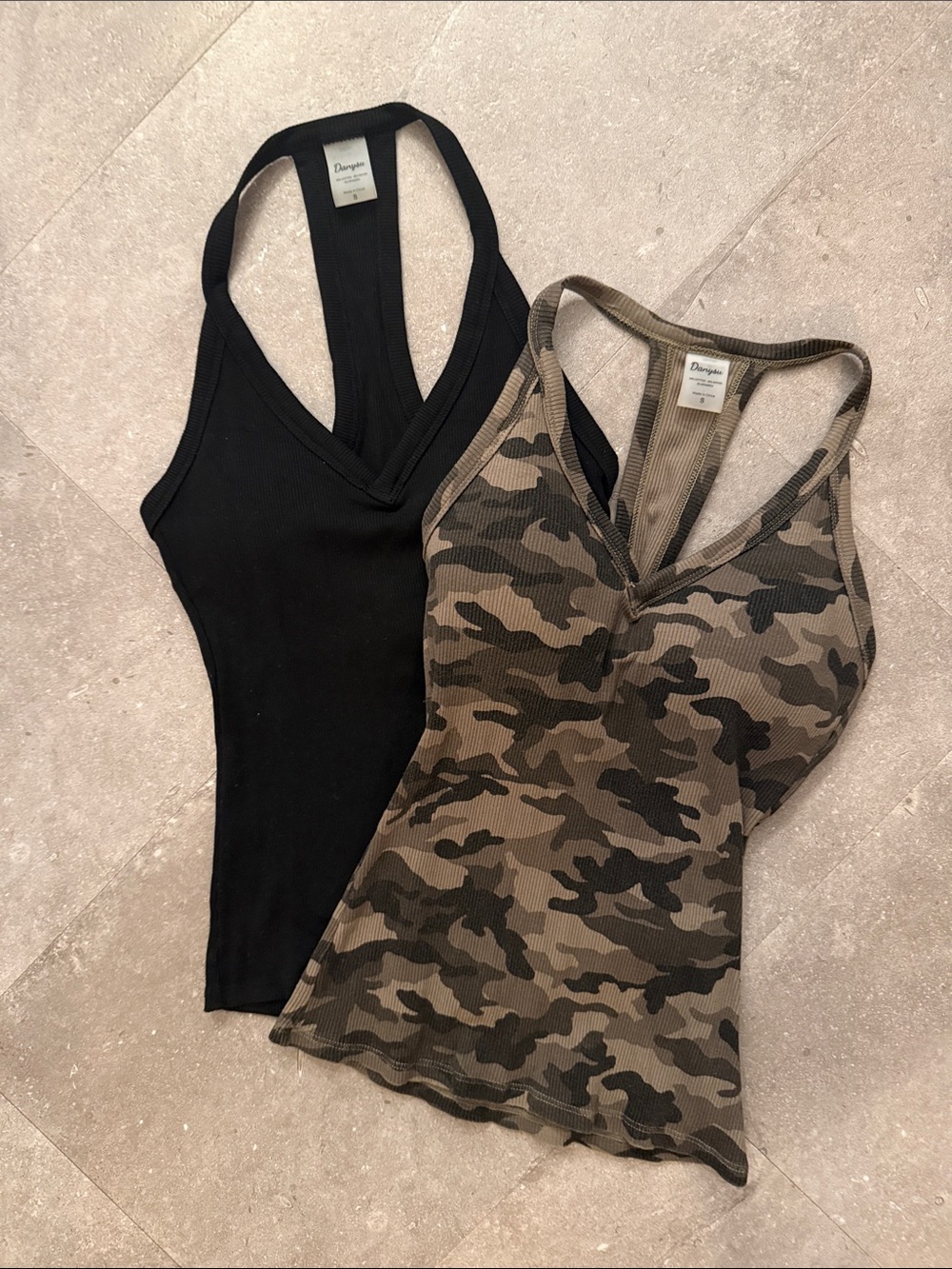 Set of 2 Danysu Ribbed Racerback Tank - Black & Camo Sz S
